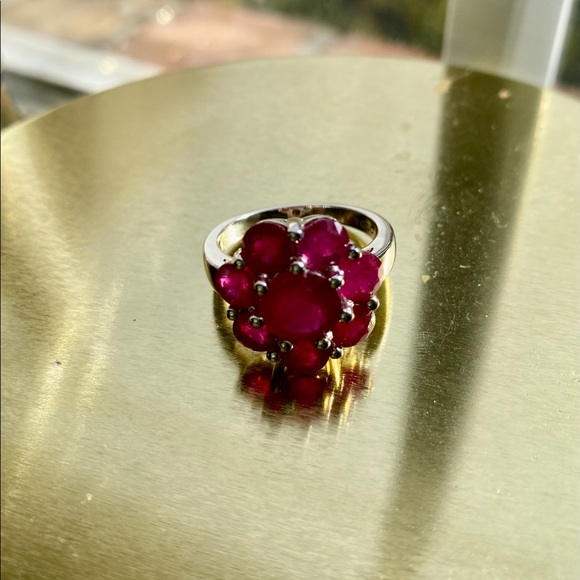 8ct Madagascan Ruby Sterling Silver sz 8 NEW - Picture 3 of 4